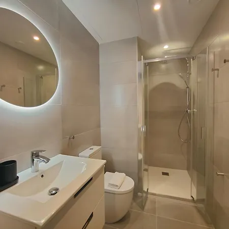 Luxury 4br With Balcony * Barcelona